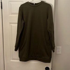 XL sweatshirt/dress super soft cozy and warm. New without tags.  Side pockets.